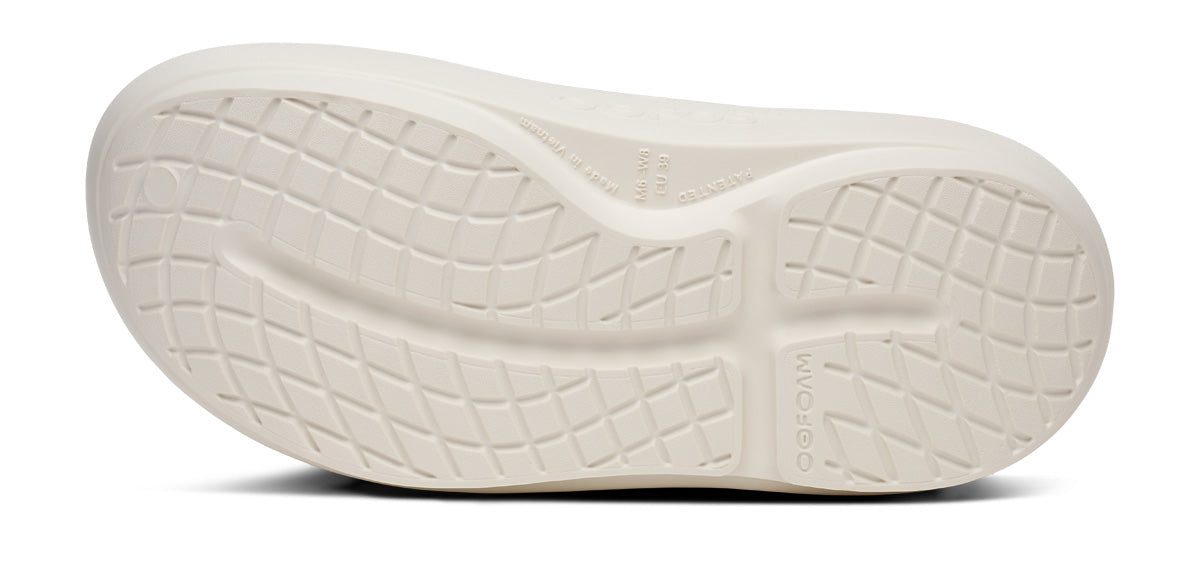 Men's Cloog PLUS Clog - Chalk - Image 8