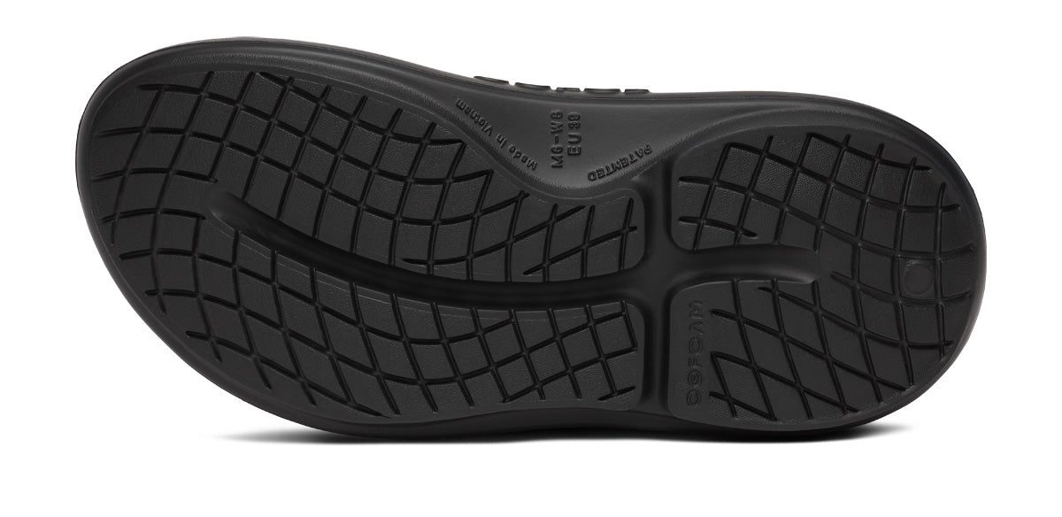 Women's OOyea Slide Sandal - Black - Image 8