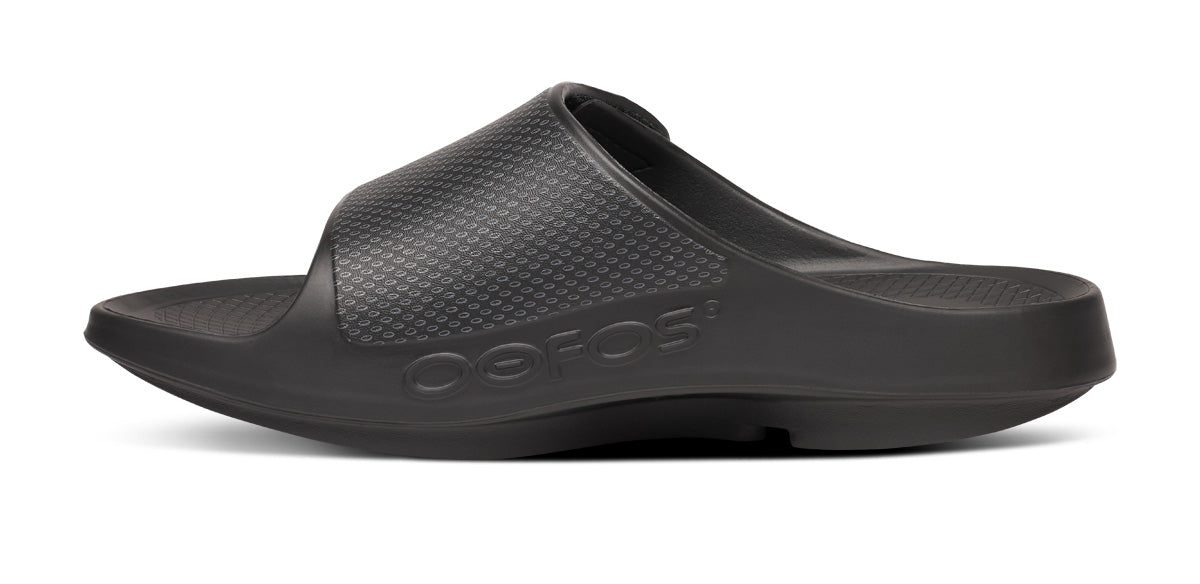BAUER/OOFOS Women's OOahh Sport Flex Sandal ?C Black - Image 4